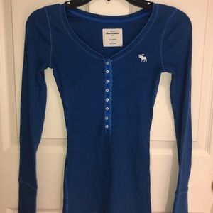 Abercrombie kids blue button down long sleeve
